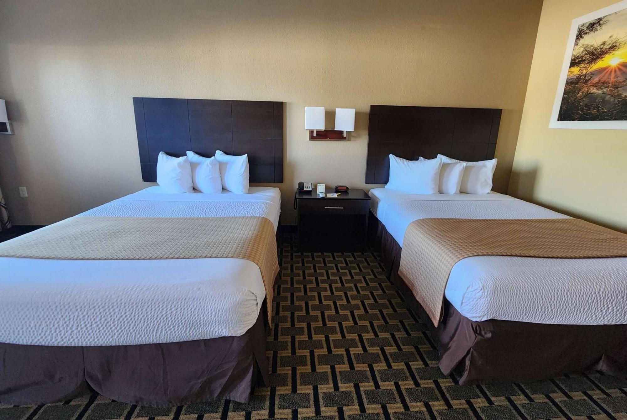 Days Inn By Wyndham Baytown East Екстер'єр фото
