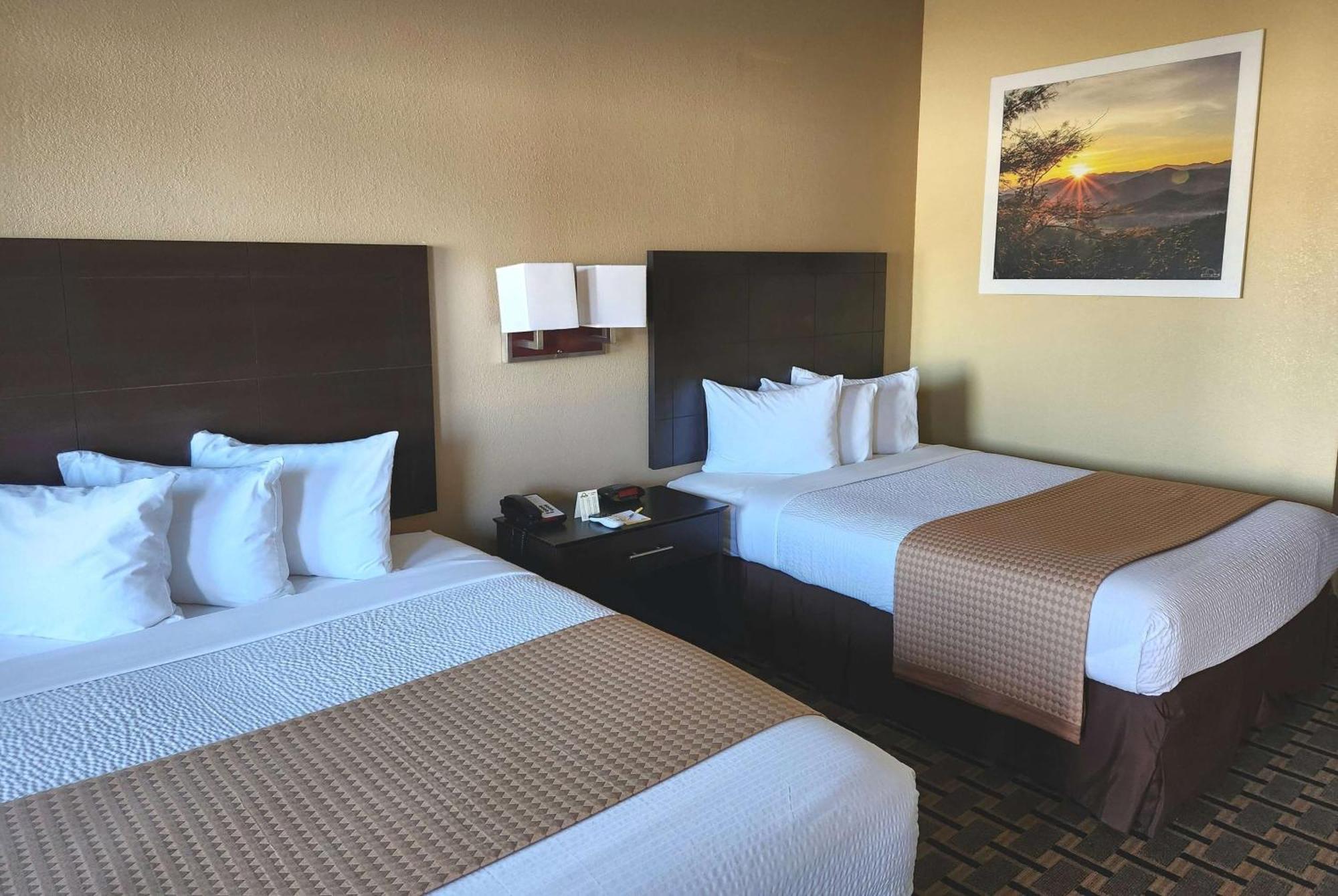 Days Inn By Wyndham Baytown East Екстер'єр фото