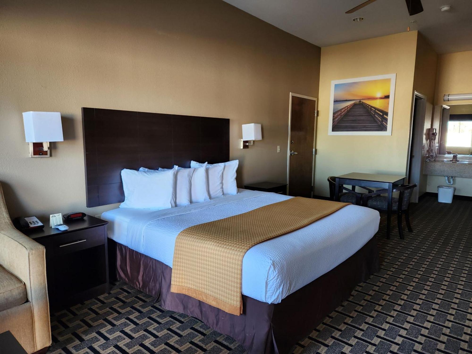 Days Inn By Wyndham Baytown East Екстер'єр фото